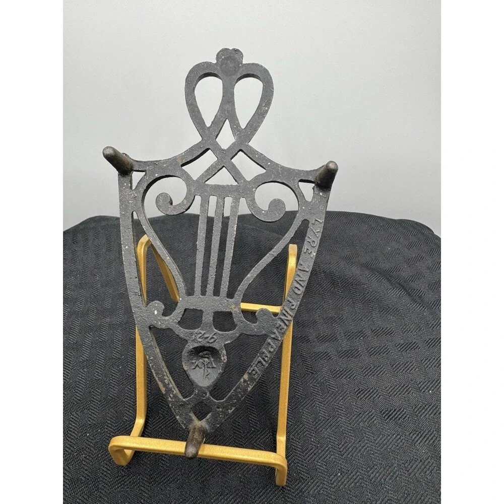 Trivet Vintage Cast Iron Lyre & Pineapple Wall Hanging